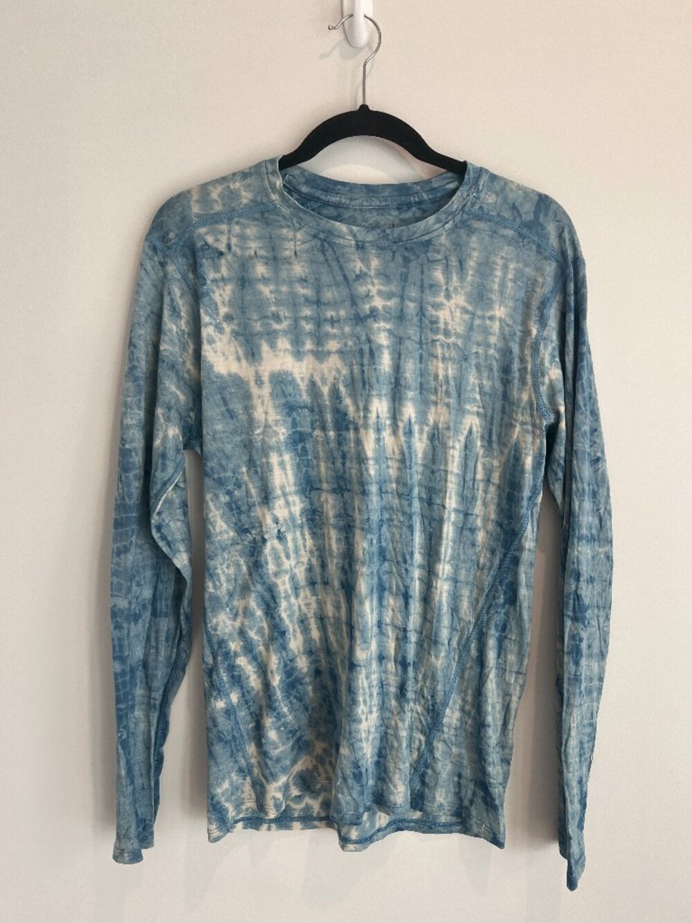 Smartwool Classic All-Season Plant-Based Dye Merino Long Sleeve Top Medium M VGU